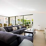 Βίλα Palmbeach Villa-luxury