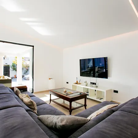 Βίλα Palmbeach Villa-luxury Palm-mar