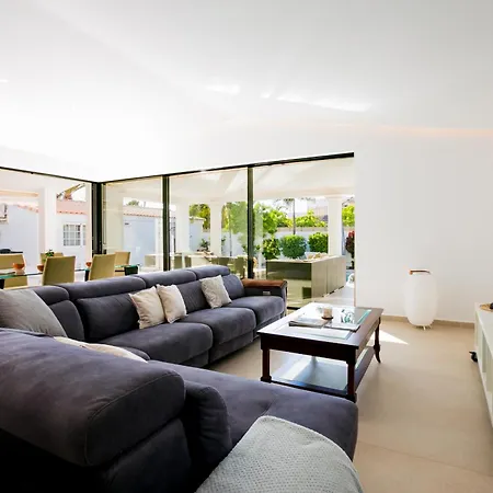 Βίλα Palmbeach Villa-luxury
