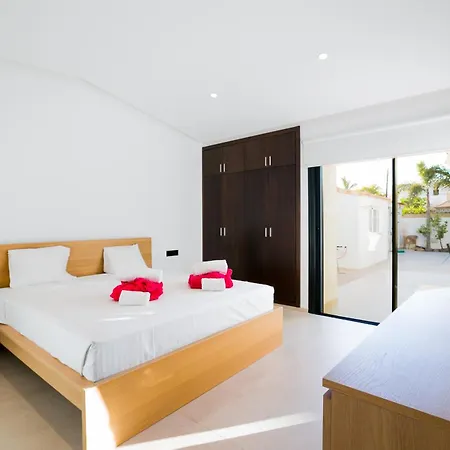 Βίλα Palmbeach Villa-luxury *